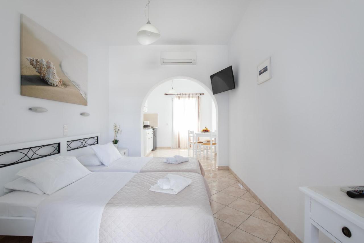 Eleftheria Hotel & Apartments Ornos  Exterior foto